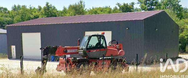 Immeuble à vendre 400 m² Targon