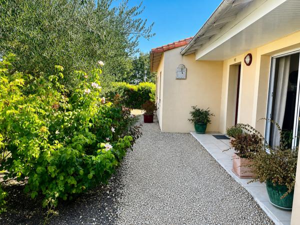 PAVILLON DE PLAIN PIED de 117 m2 / quartier RESIDENTIEL MIREBEAU