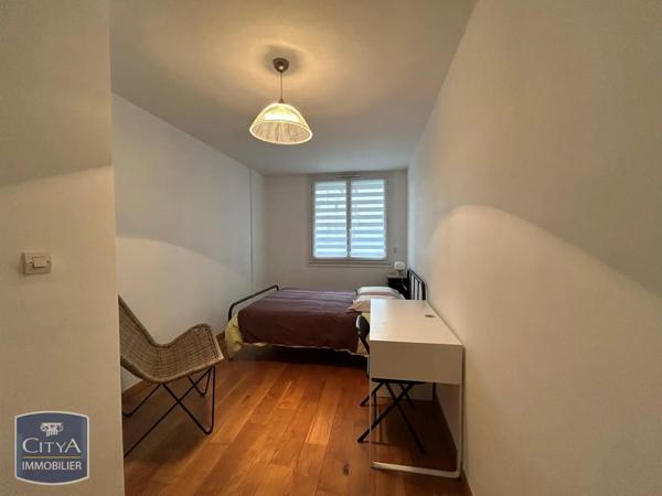 Appartement à louer 4 pièces 68.28m² Grenoble (38100)