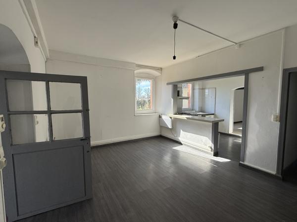 ENSEMBLE IMMOBILIER POUR INVESTISSEUR - Castelsarrasin (82100)