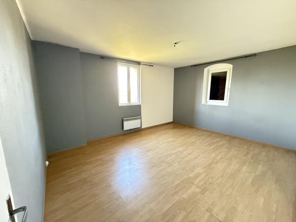 ENSEMBLE IMMOBILIER POUR INVESTISSEUR - Castelsarrasin (82100)