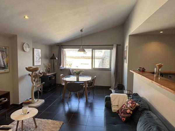 Appartement 3 pieces 71 m2 avec parking