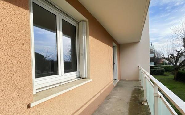 Appartement à vendre    1 pièce • 32,50 m2 Castanet-Tolosan