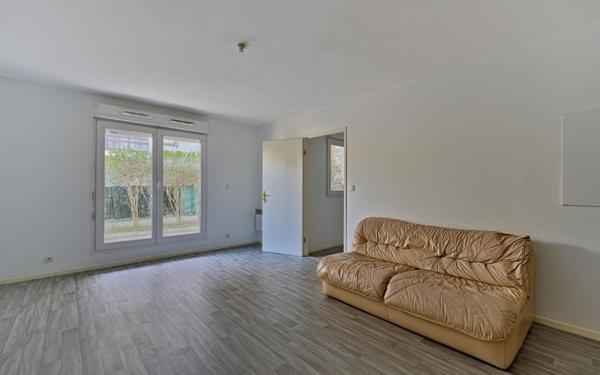 Appartement à vendre    2 pièces • 48 m2 Vigneux-sur-Seine