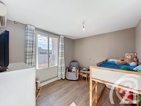 Appartement F3 à vendre  4 pièces - 72,99 m2 CAVAILLON - 84