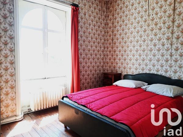 Château 16 pièces de 480 m² à Segonzac (16130)