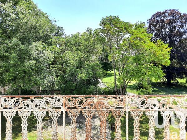 Château 16 pièces de 480 m² à Segonzac (16130)