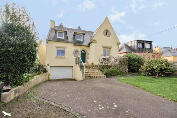 Maison à vendre |                                       Le Relecq-Kerhuon |                                        6 pièces  |  123 m²