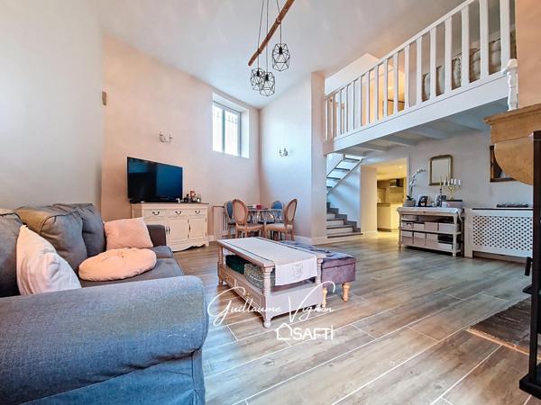 Duplex avec charme de l'ancien