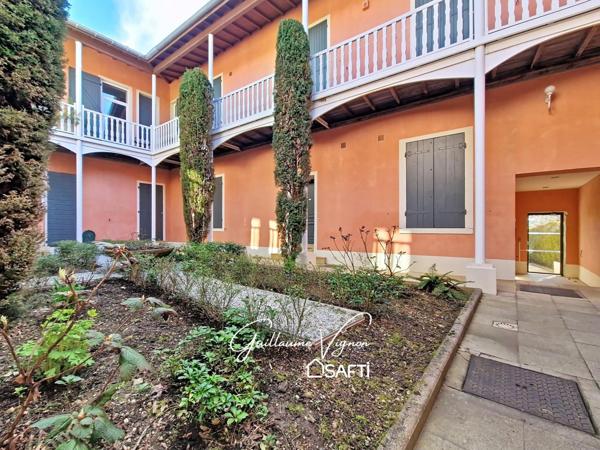 Duplex avec charme de l'ancien