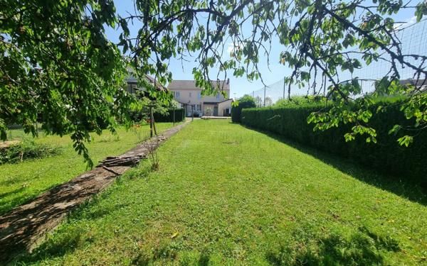 Maison à vendre    6 pièces •  Glandon