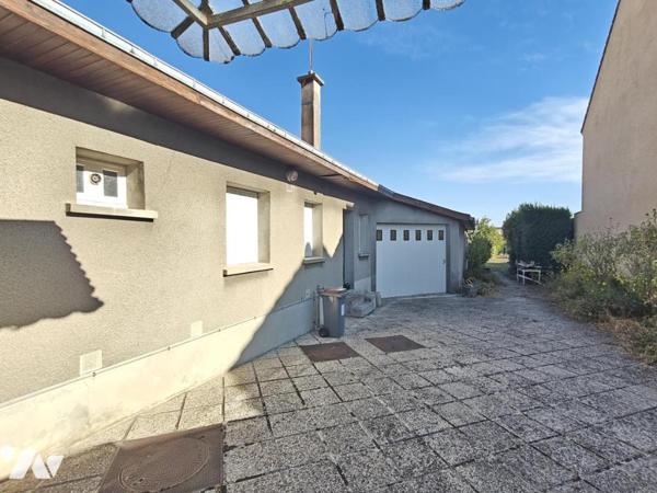 MAISON A VENDRE A WITRY LES REIMS - Maison de village en pierre d'env. 105m² + garage de 50m²