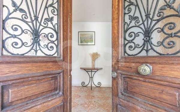 Maison à vendre    6 pièces • 219,65 m2 Nogent-sur-Marne