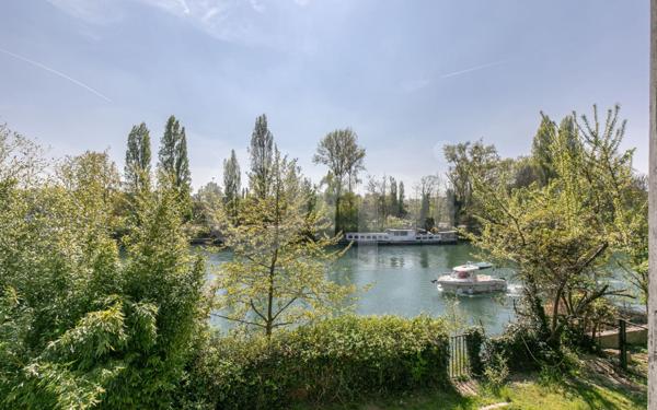 Maison à vendre    6 pièces • 219,65 m2 Nogent-sur-Marne