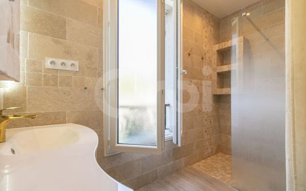 Maison à vendre    6 pièces • 219,65 m2 Nogent-sur-Marne