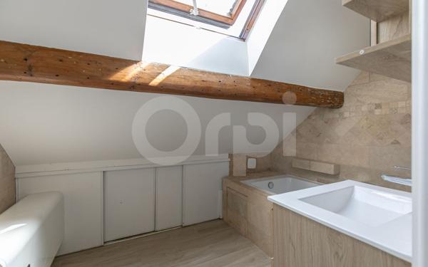 Maison à vendre    6 pièces • 219,65 m2 Nogent-sur-Marne