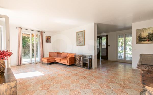 Maison à vendre    6 pièces • 219,65 m2 Nogent-sur-Marne