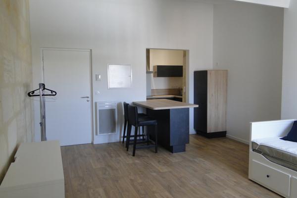 BORDEAUX MEUBLE - STUDIO MEUBLE QUAI CHARTRONS