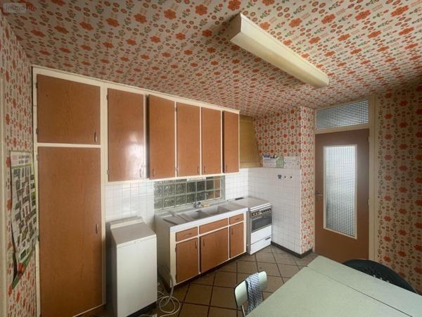 Maison à vendre à Le Grand-Lucé dans la Sarthe (72150), ref : 13816/1151   
CENTRE BOURG