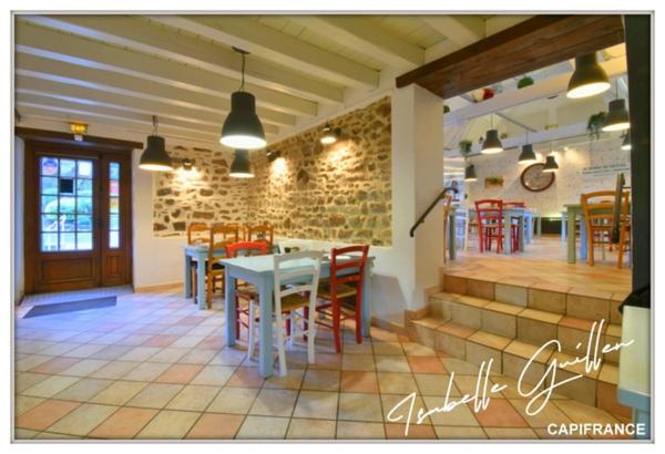 Propriéte à vendre 3 pièces NERIS LES BAINS (03) Grande maison isolée