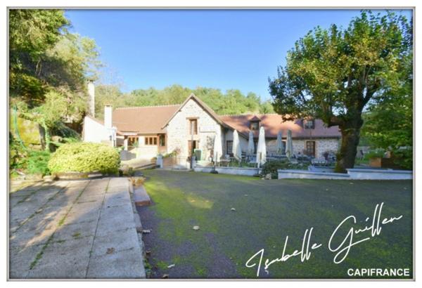 Propriéte à vendre 3 pièces NERIS LES BAINS (03) Grande maison isolée