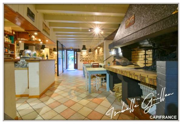 Propriéte à vendre 3 pièces NERIS LES BAINS (03) Grande maison isolée