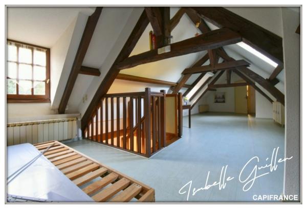 Propriéte à vendre 3 pièces NERIS LES BAINS (03) Grande maison isolée