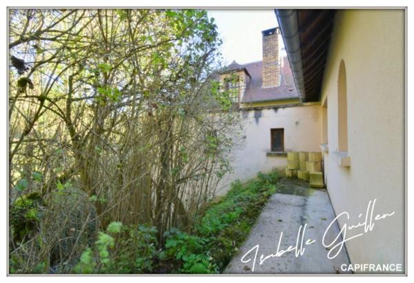 Propriéte à vendre 3 pièces NERIS LES BAINS (03) Grande maison isolée