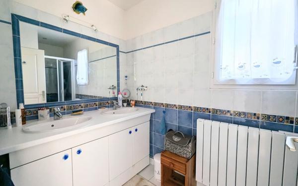 Maison à vendre    5 pièces •  Les Mathes