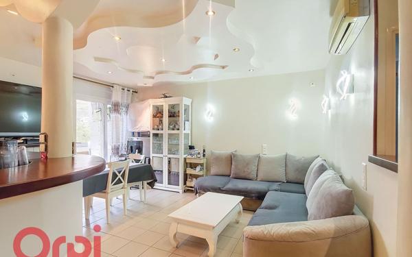Appartement à vendre    3 pièces •  Toulon
