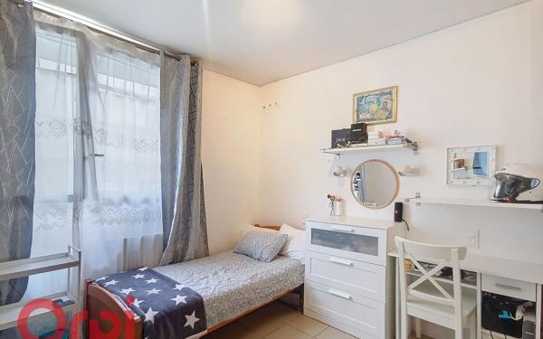 Appartement à vendre    3 pièces •  Toulon
