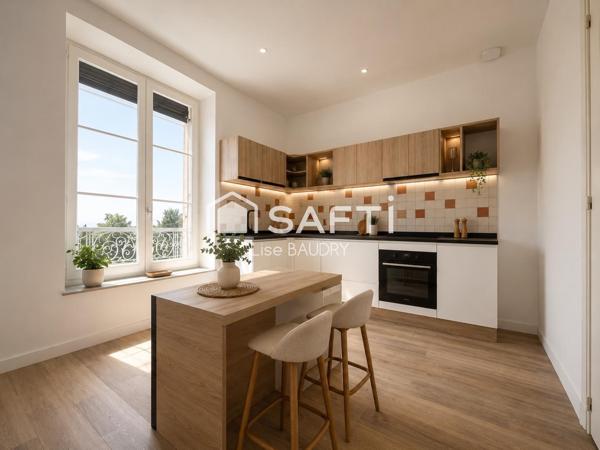 DUPLEX LUMINEUX SURPLOMBANT LE CENTRE DE FONTENAY-LE-COMTE