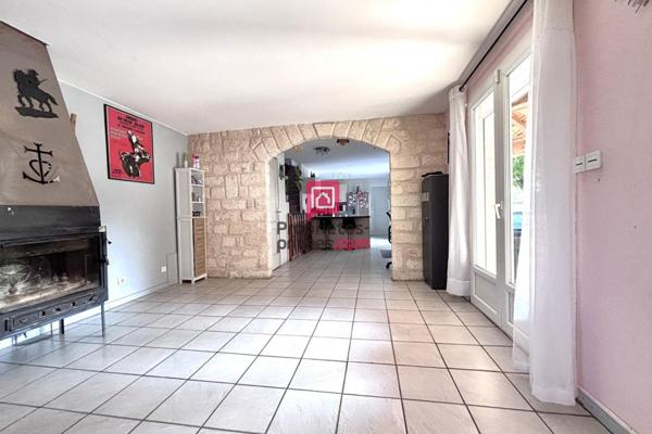 Villa de 200m² de 7  pièces avec piscine et T2 indépendant à vendre à Mauguio