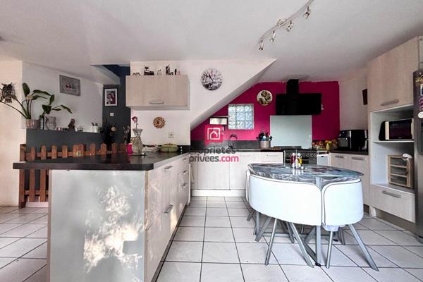 Villa de 200m² de 7  pièces avec piscine et T2 indépendant à vendre à Mauguio