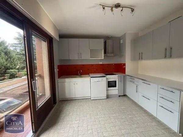 Appartement à louer 4 pièces 102.06m²
