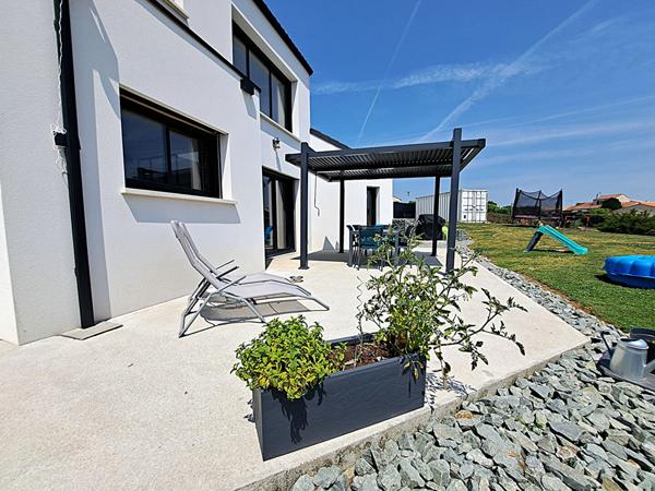 Maison de 124 m2 construite en 2022 à LA MEILLERAIE TILLAY .