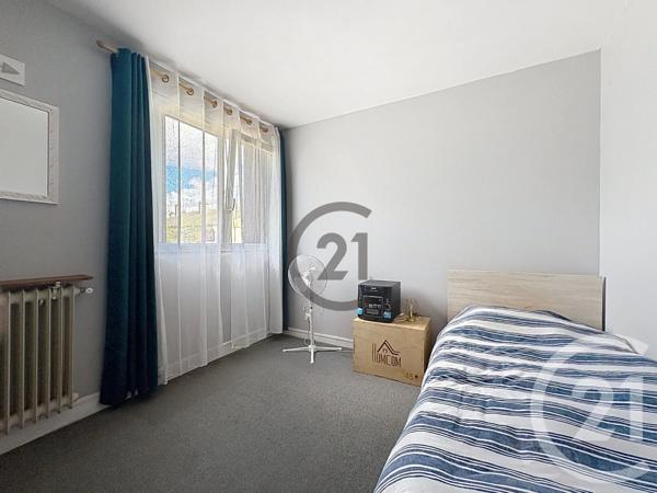 Maison à vendre  5 pièces - 108,38 m 2   PONTAULT COMBAULT  - 77