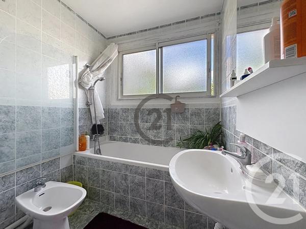 Maison à vendre  5 pièces - 108,38 m 2   PONTAULT COMBAULT  - 77