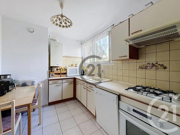 Maison à vendre  5 pièces - 108,38 m 2   PONTAULT COMBAULT  - 77