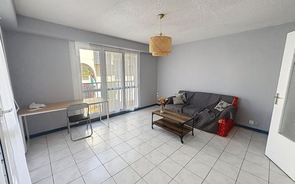 Appartement à vendre    2 pièces •  Pau