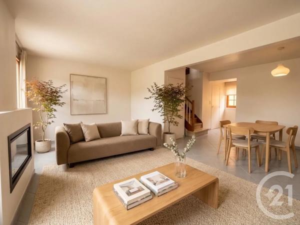 Maison à vendre  5 pièces - 117 m 2   LE MESNIL ST DENIS  - 78