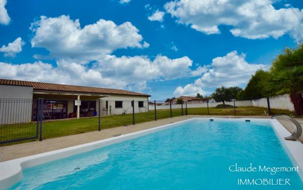 SUPERBE MAISON CONTEMPORAINE AVEC PISCINE SUR GRAND TERRAIN