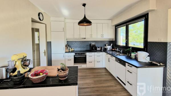 67500 Haguenau – Maison bi-famille 8 pièces 230m²