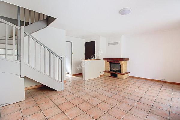 Maison T4 de 69 m² habitables , Jardin, loggia et grand garage