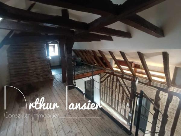 Maison ancienne Saint-Pierre-d'Eyraud 186.50 m²