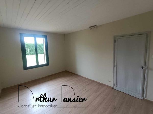 Maison ancienne Saint-Pierre-d'Eyraud 186.50 m²