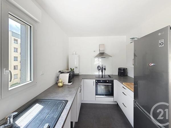 Appartement F4 à vendre  5 pièces - 96,95 m 2   CHARTRES  - 28