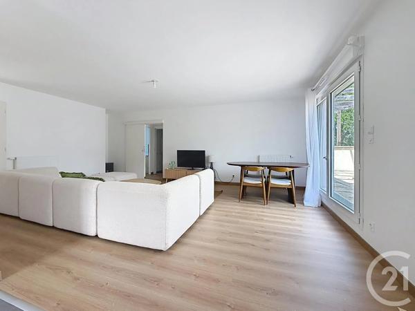 Appartement F4 à vendre  5 pièces - 96,95 m 2   CHARTRES  - 28