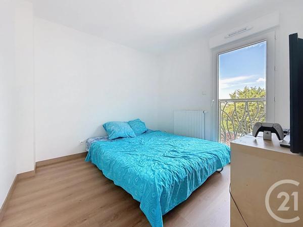 Appartement F4 à vendre  5 pièces - 96,95 m 2   CHARTRES  - 28