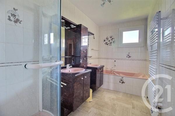 Maison à vendre  8 pièces - 174,21 m 2   NOGENT LE ROI  - 28